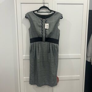 Elegant Gray Sleeveless Dress